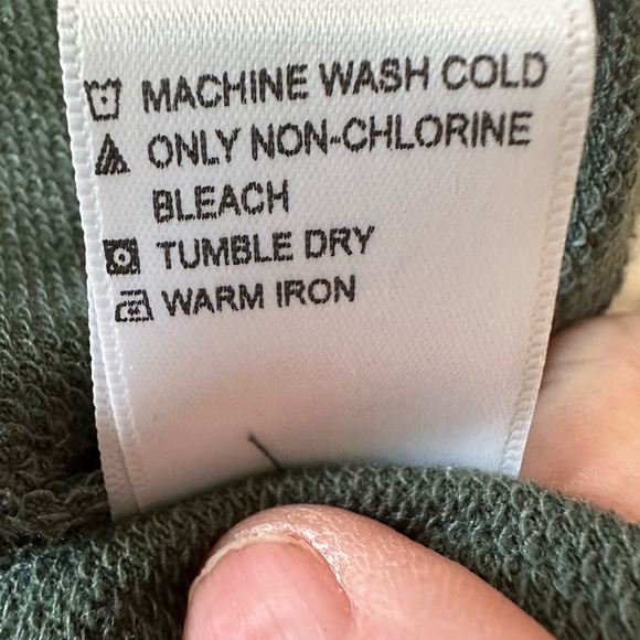 Grace & Lace Green Sweatshirt With Kangaroo Pocket. size Large - Picture 8 of 8